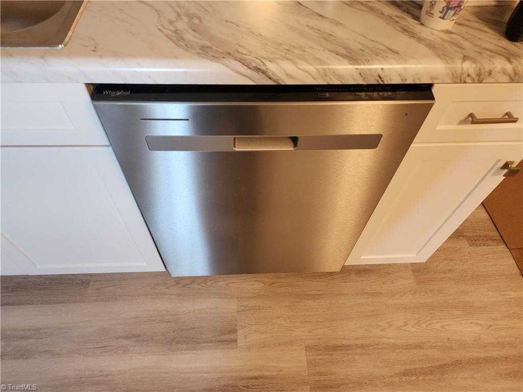 148 Churchill Ln - Photo 6 of 7