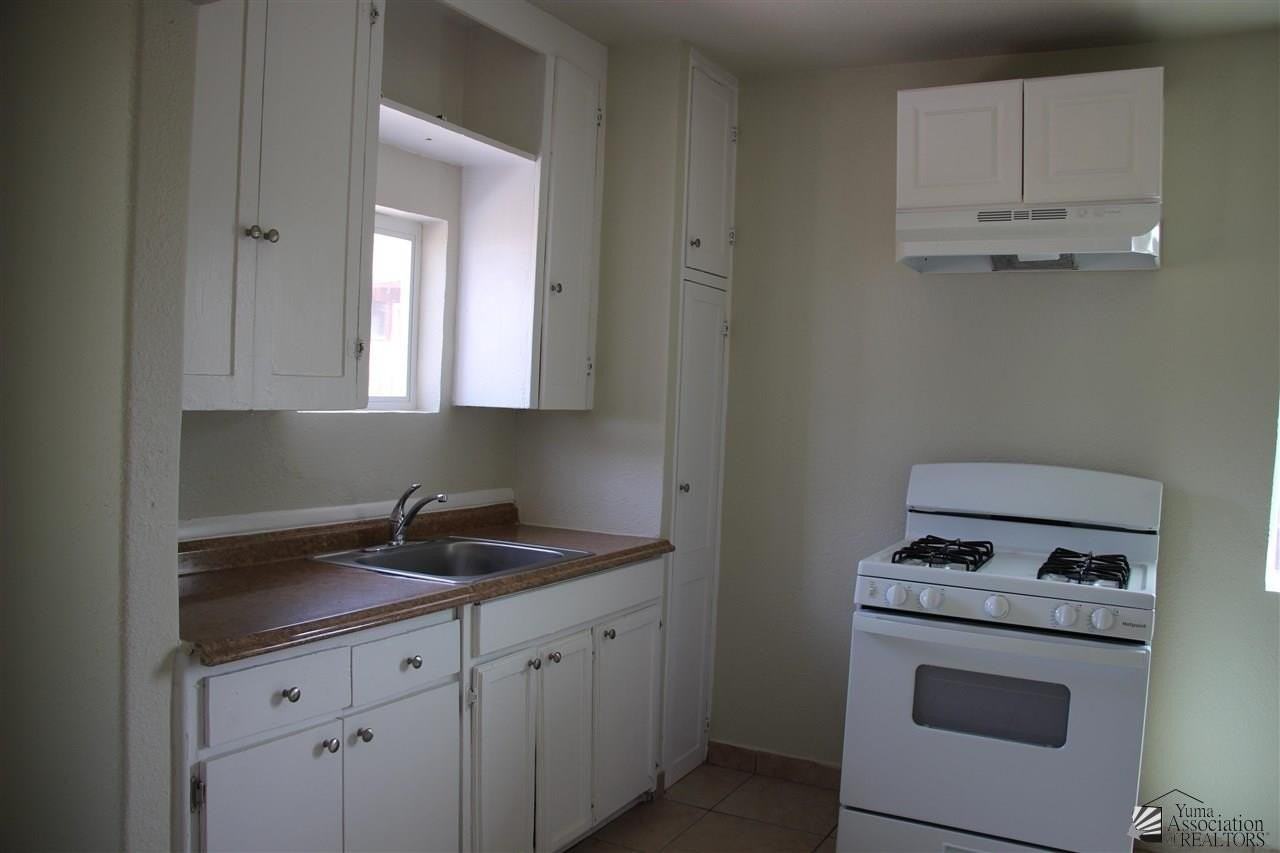 610 S Orange Ave #3 - Photo 3 of 13