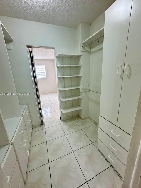 3640 Nw 9th St #406 - Photo 5 of 7