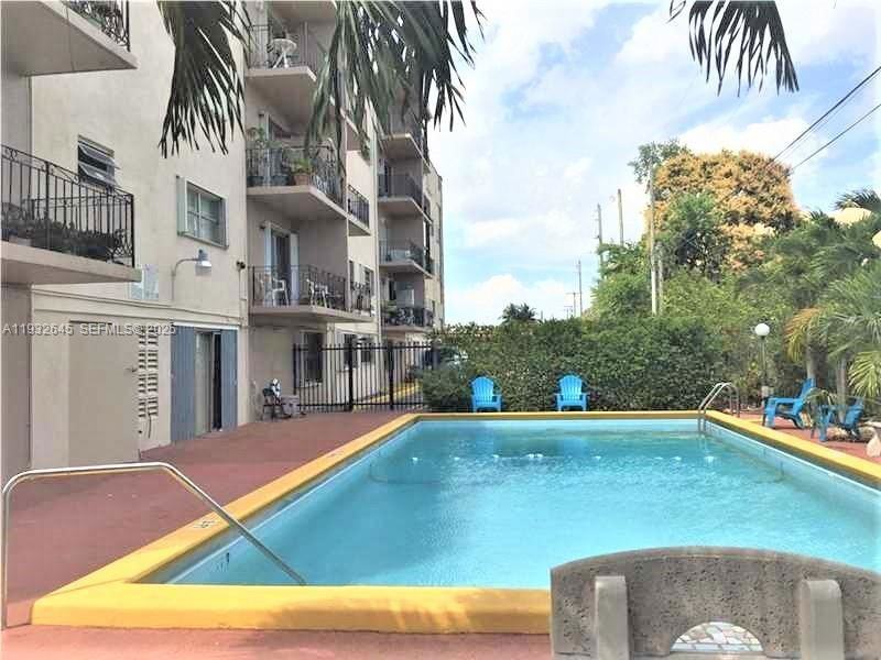 3640 Nw 9th St #406 - Photo 7 of 7