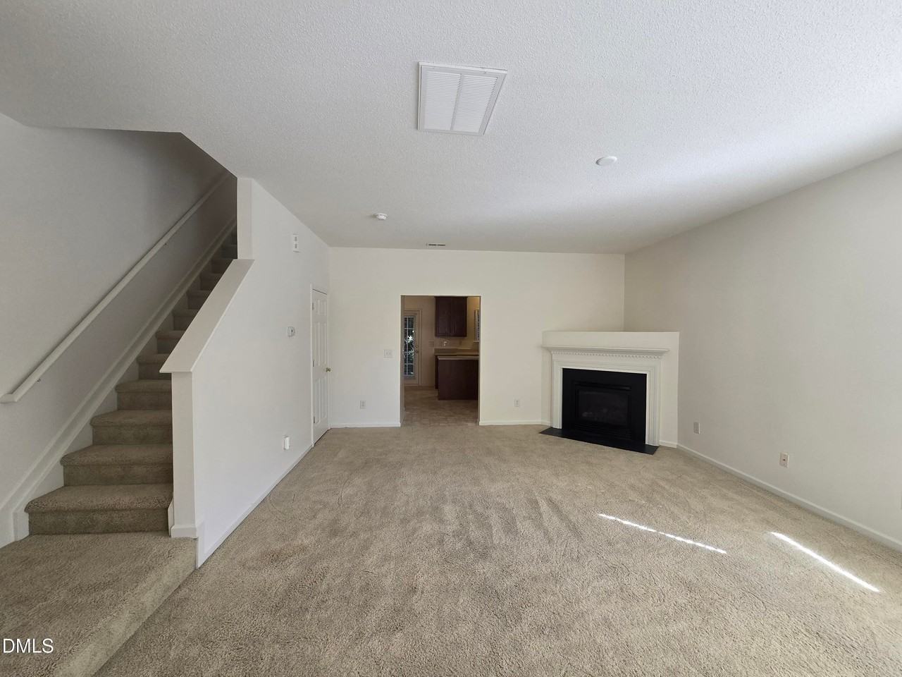 100 Ranger Pl - Photo 3 of 16