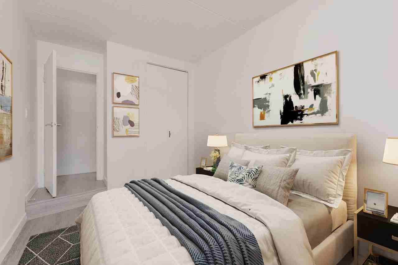 Southpointe Plaza - Photo 5 of 26