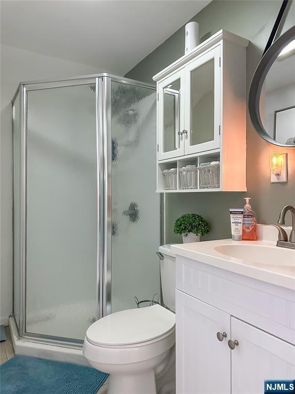 187 Dukes St - Photo 4 of 4