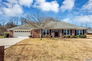 featured image of 212 Warfe Ct