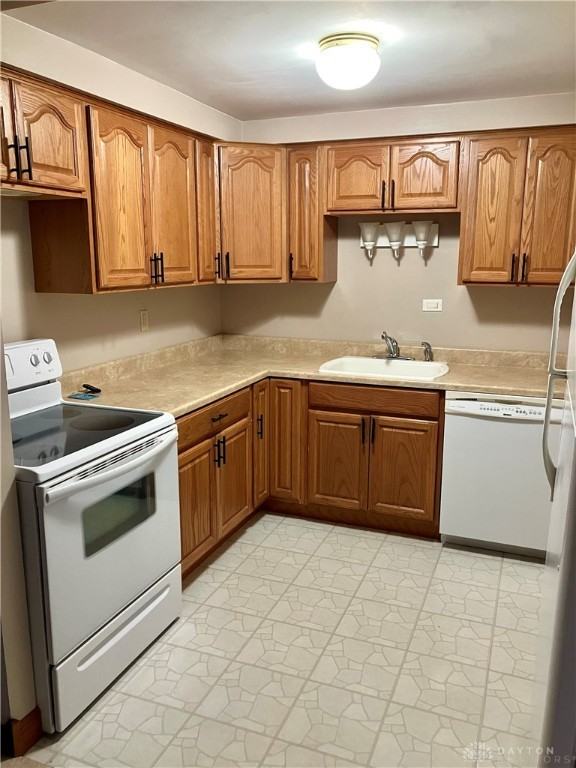 6529 Harshmanville Rd - Photo 5 of 17