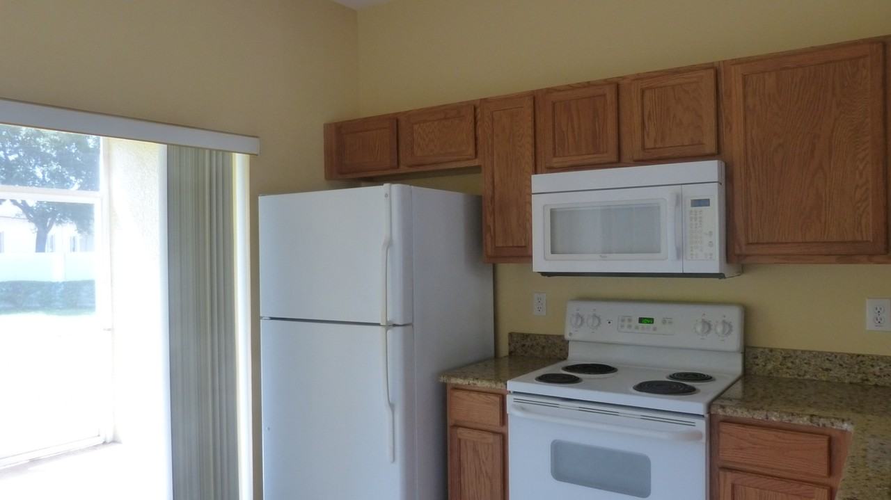 12516 Kings Crossing Dr - Photo 6 of 14