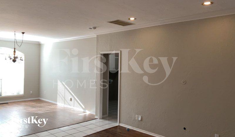 2617 Jills Trl - Photo 5 of 10