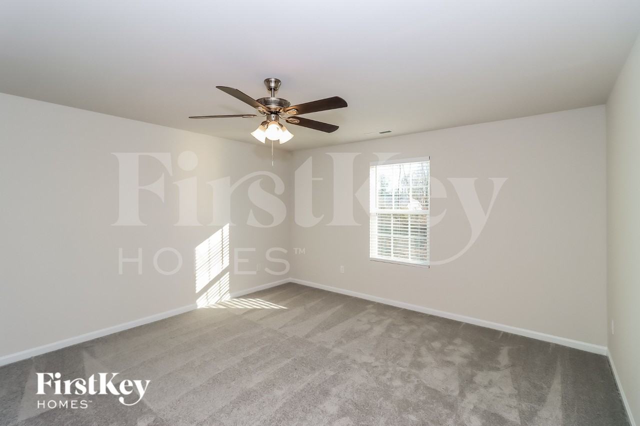 206 Brentwood Dr - Photo 7 of 16