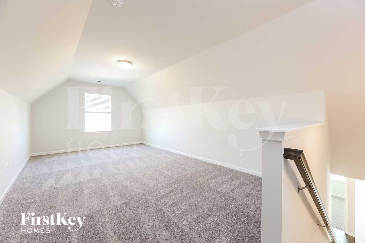 1111 Mission Hill Ln - Photo 7 of 16