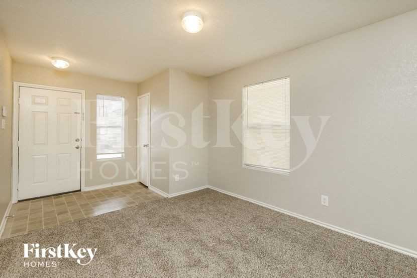 4522 Safe Hbr - Photo 2 of 15