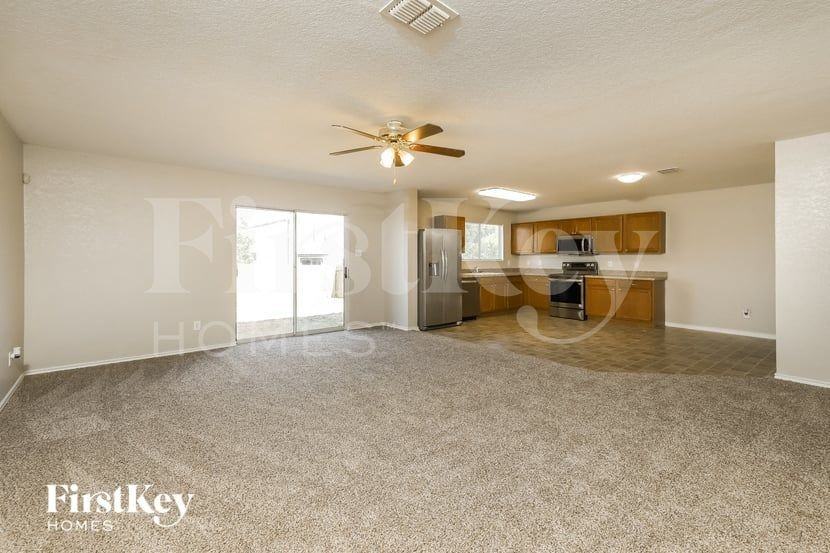 4522 Safe Hbr - Photo 3 of 15