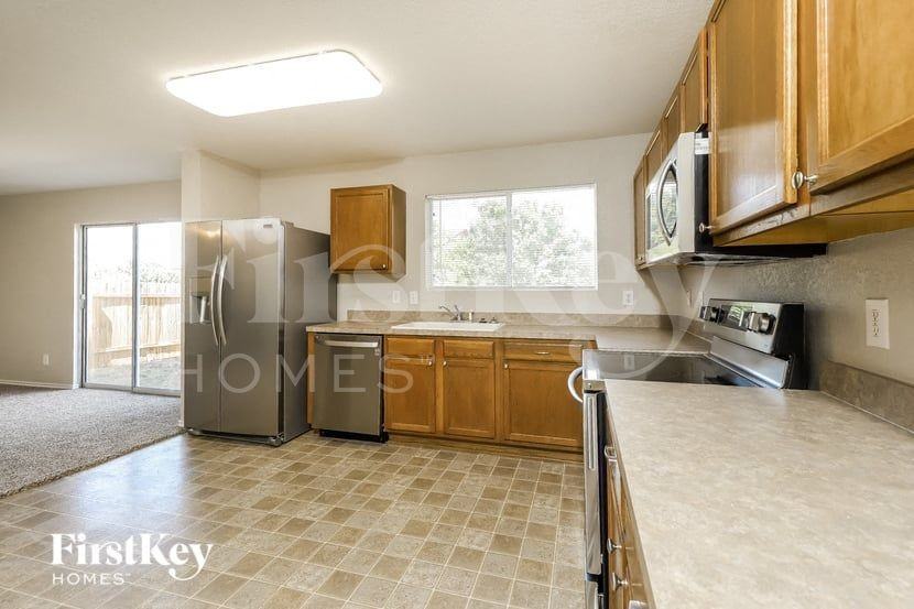 4522 Safe Hbr - Photo 6 of 15