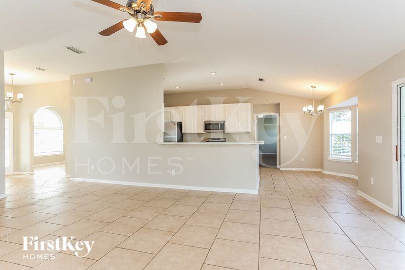 247 Ridgewick Dr S - Photo 5 of 15