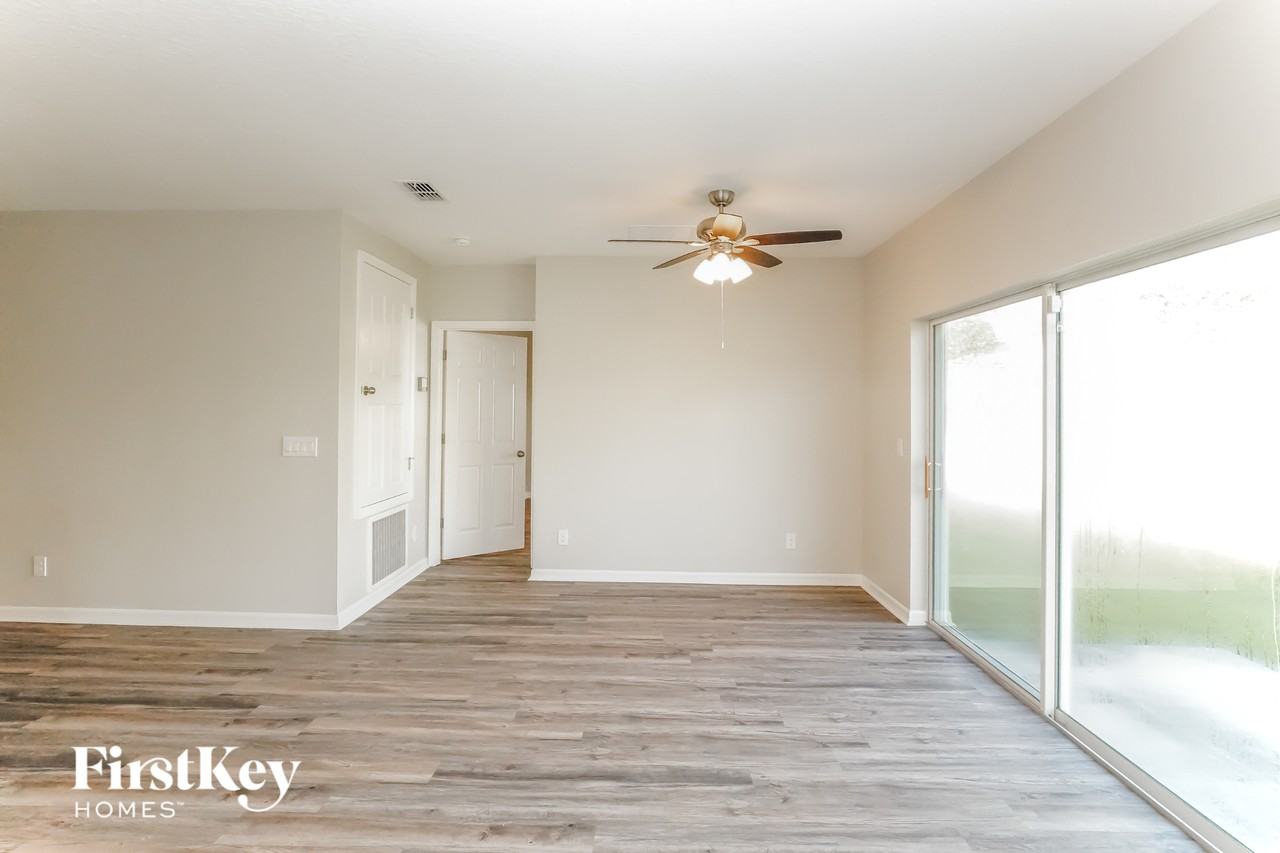 644 Black Eagle Dr - Photo 2 of 15