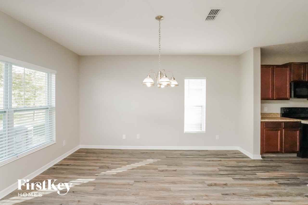 644 Black Eagle Dr - Photo 3 of 15