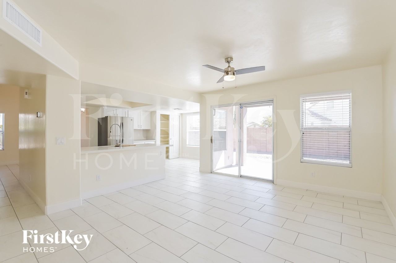 11832 N Labyrinth Dr - Photo 4 of 15