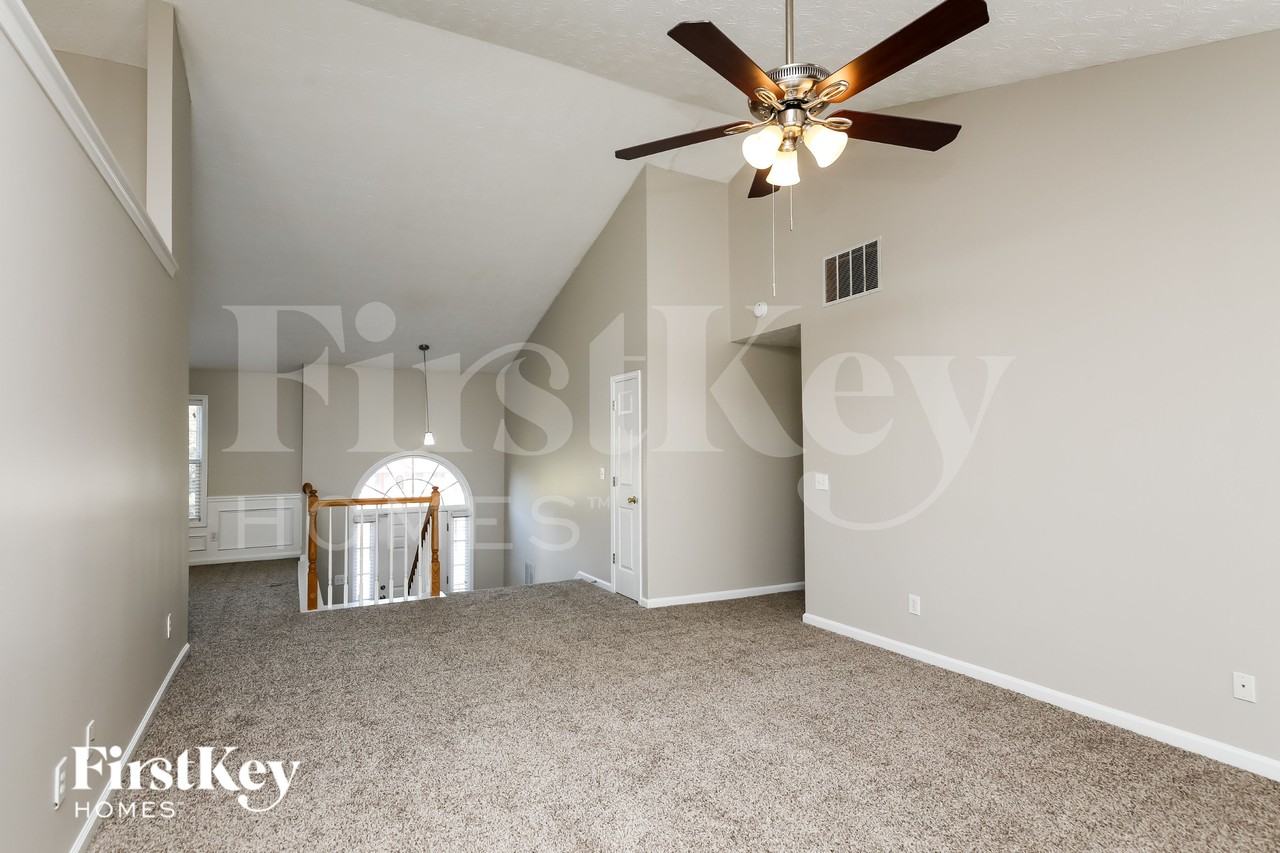 4425 Red Rock Pt - Photo 2 of 15