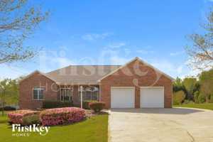 featured image of 121 Sawgrass Ln N