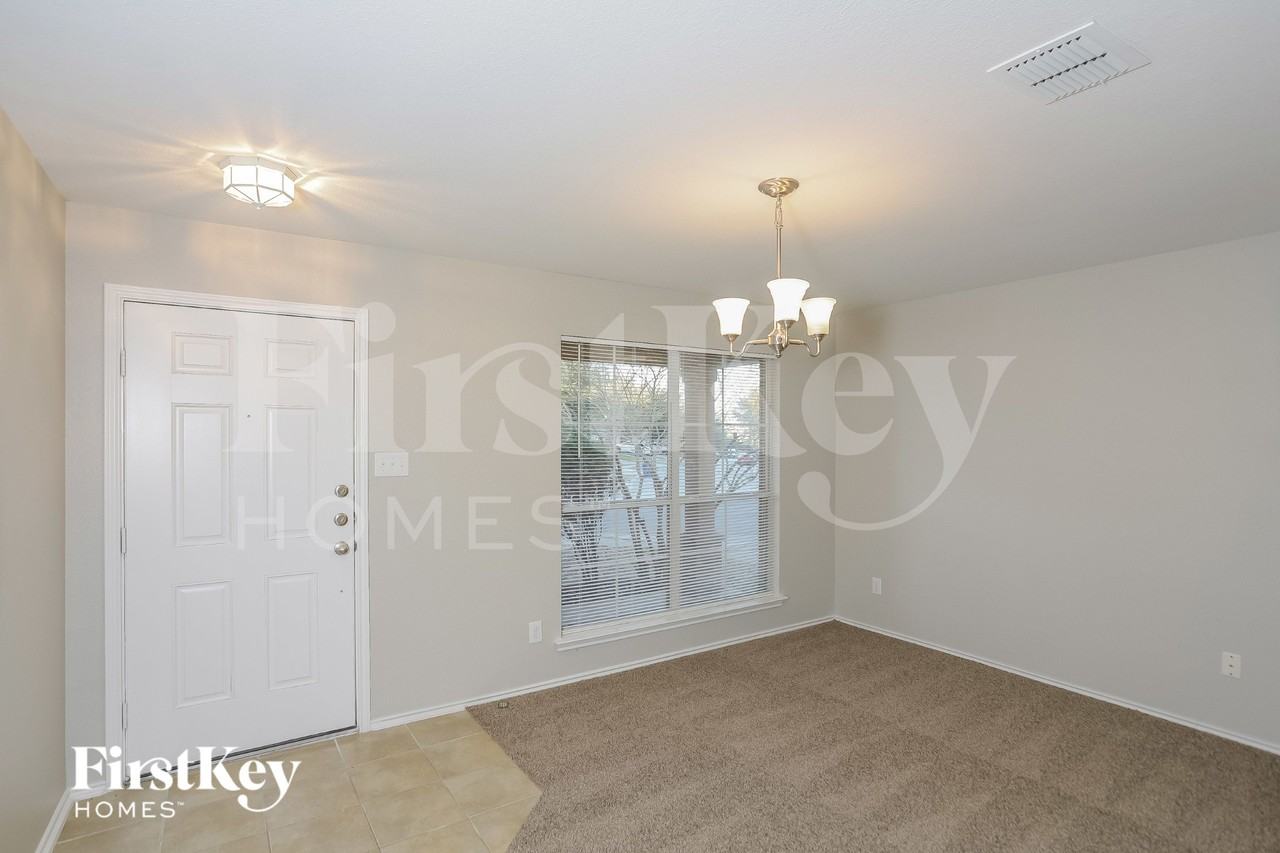 7367 Lyia Br - Photo 3 of 15