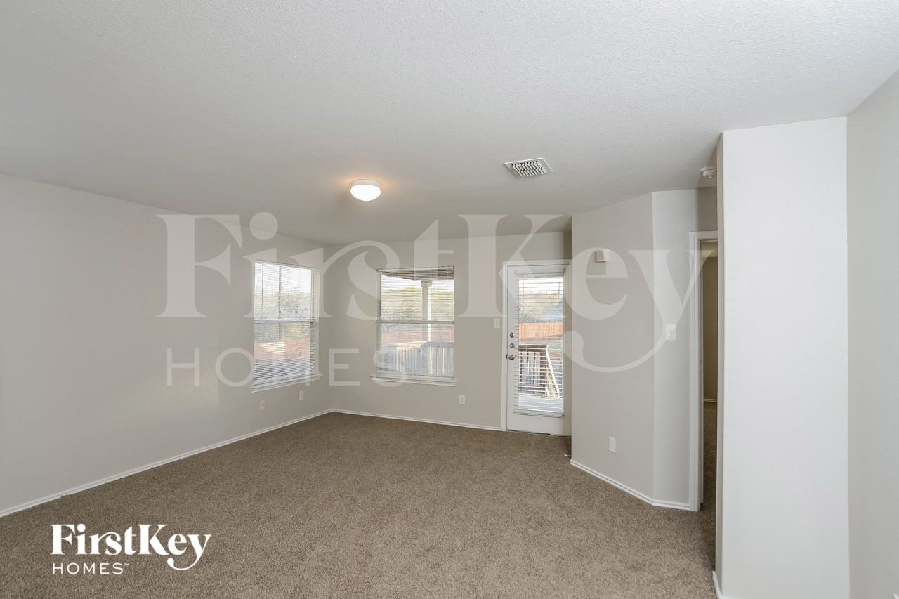 7367 Lyia Br - Photo 7 of 15