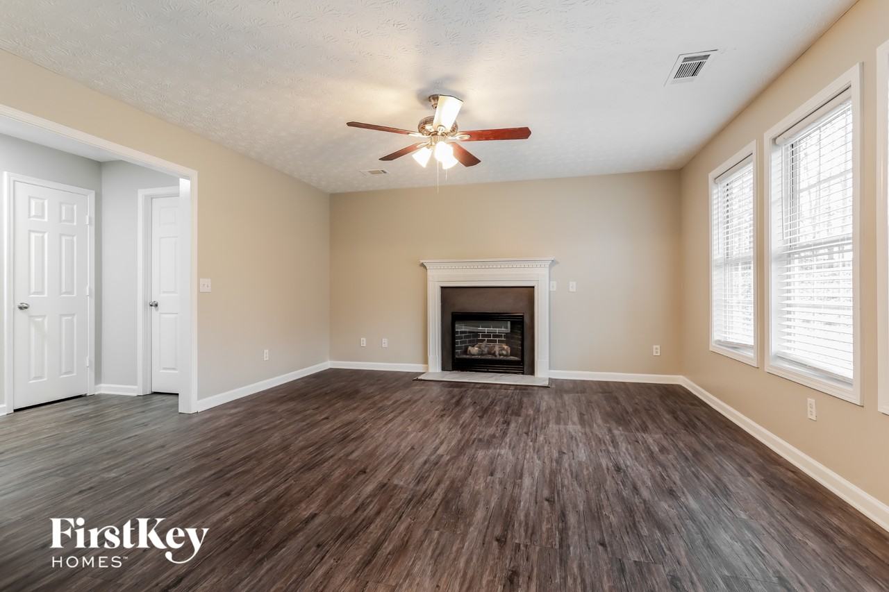 835 Sweet Mill Ln - Photo 2 of 15