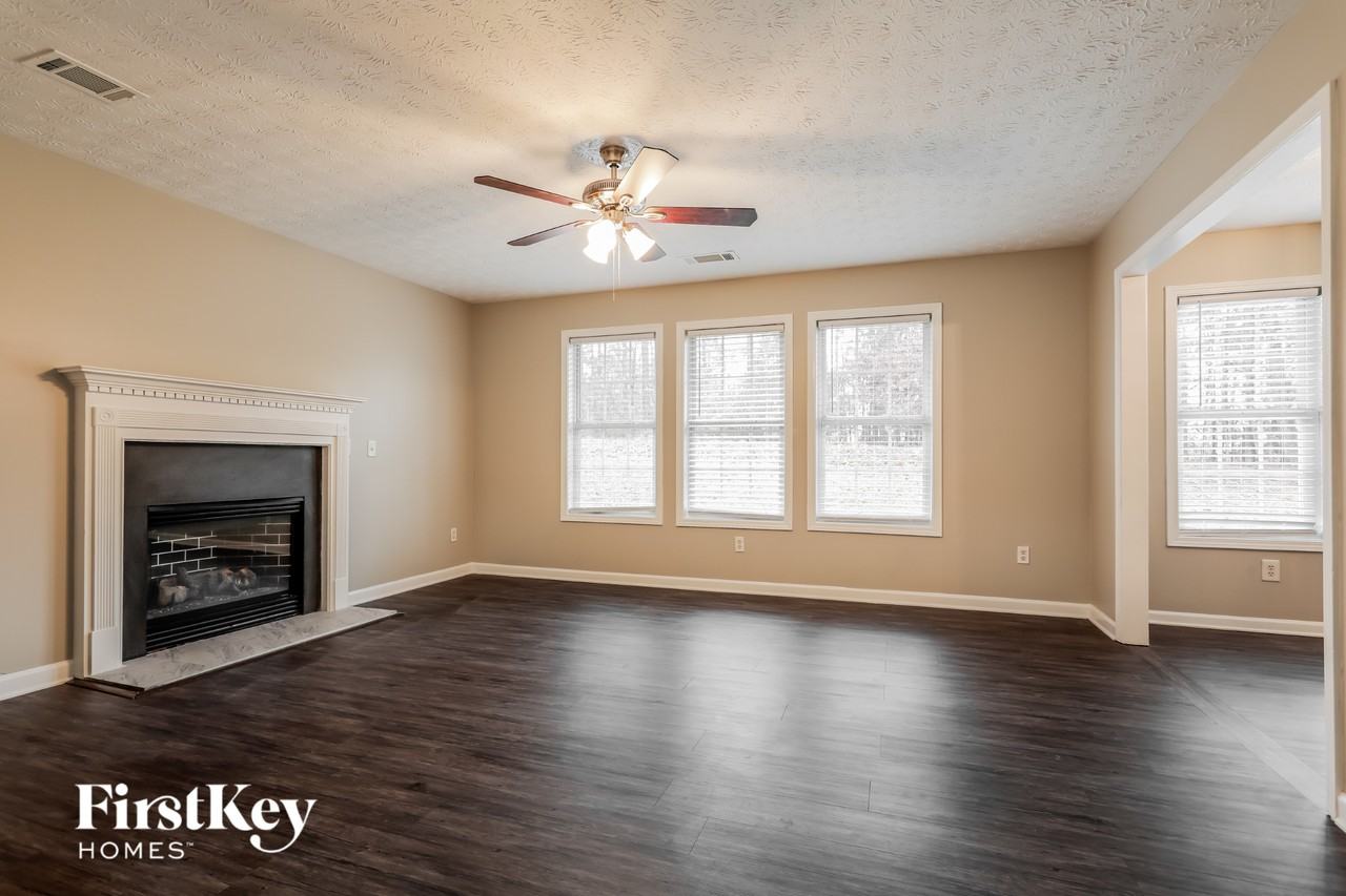 835 Sweet Mill Ln - Photo 3 of 15