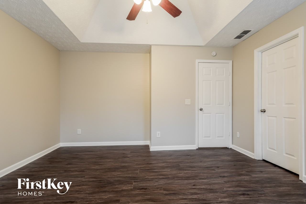 835 Sweet Mill Ln - Photo 6 of 15