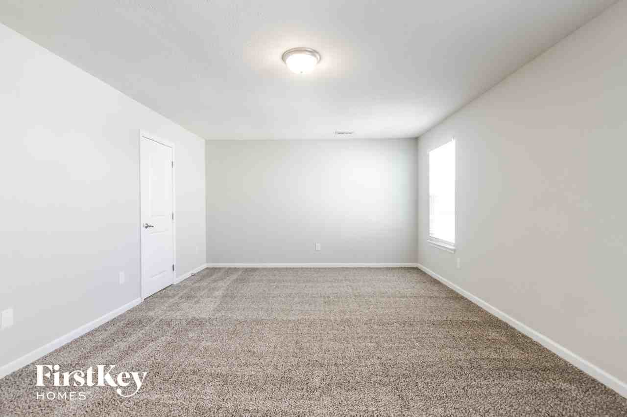 6660 Branches Dr - Photo 6 of 15