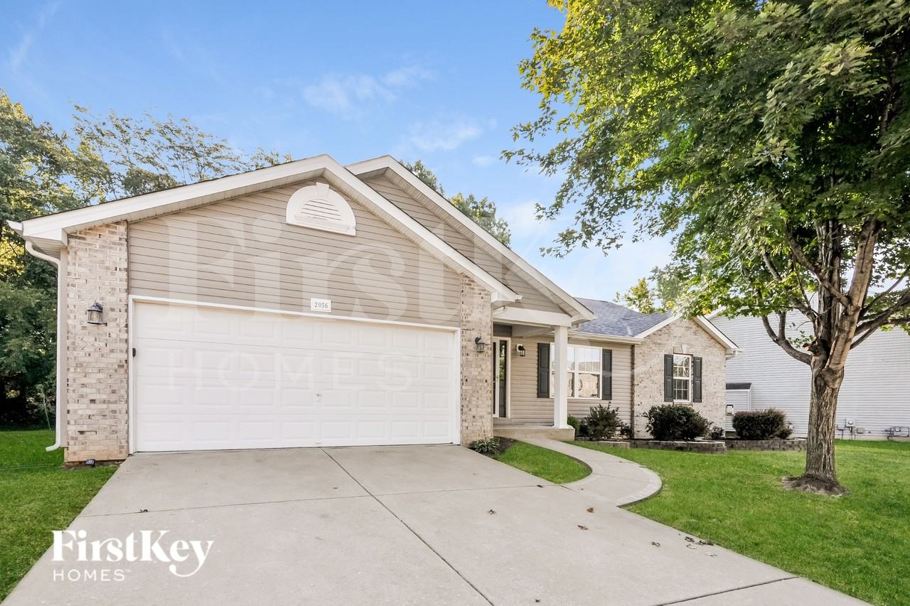 2056 Great Oaks Valley Dr - Photo 2 of 15