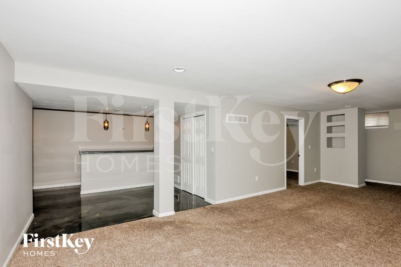 2056 Great Oaks Valley Dr - Photo 5 of 15