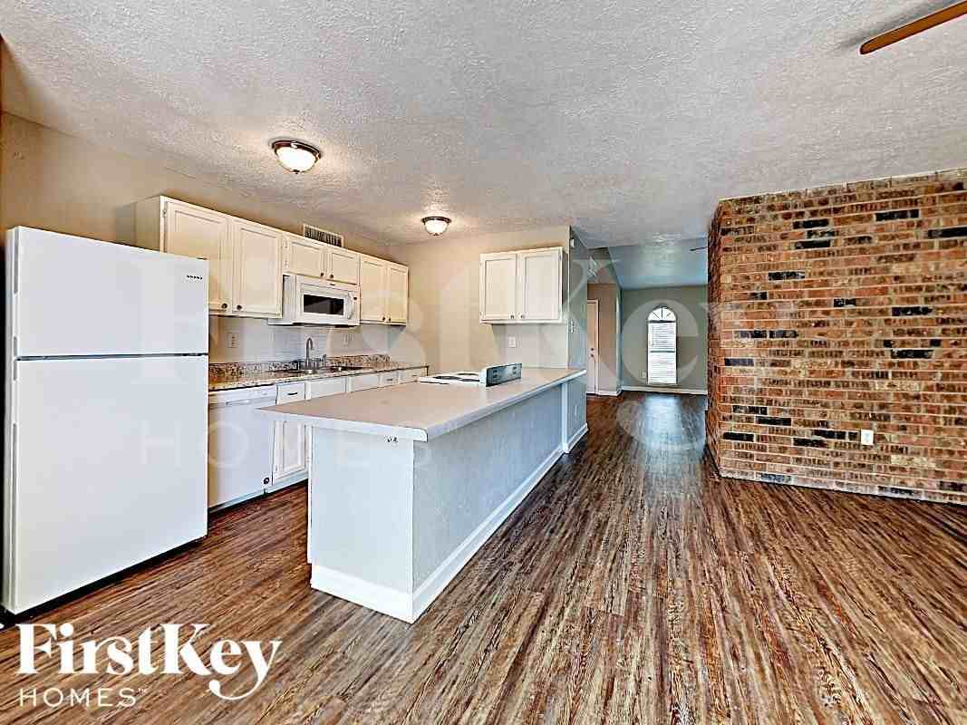 6914 Pickett Dr - Photo 6 of 16