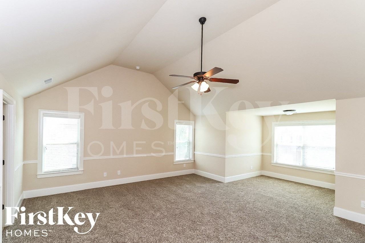 1969 Trinity Mill Dr - Photo 5 of 14