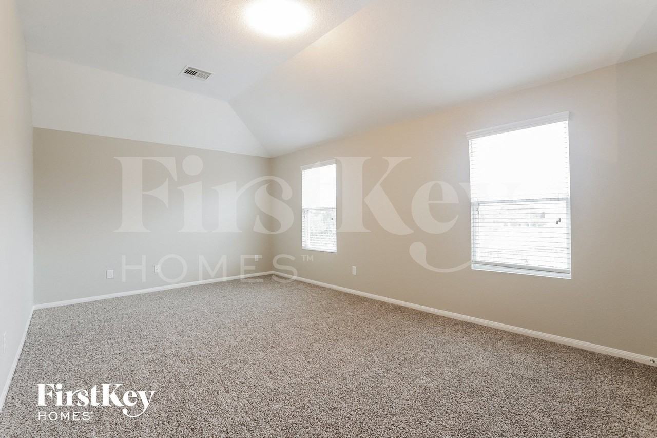 18103 Iris Edge Way - Photo 5 of 14