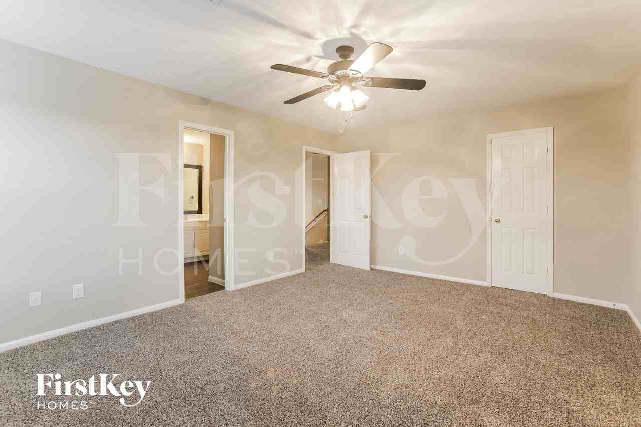 18103 Iris Edge Way - Photo 6 of 14