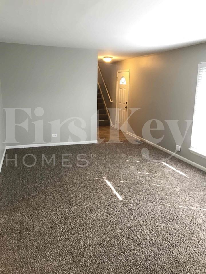 17621 Grandview Dr - Photo 5 of 25