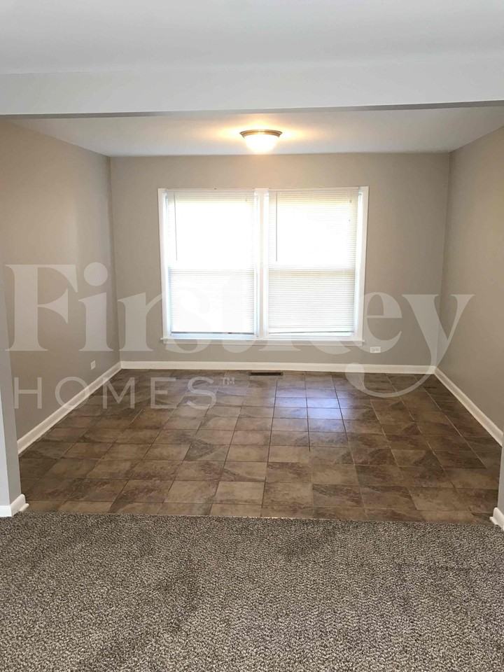 17621 Grandview Dr - Photo 6 of 25