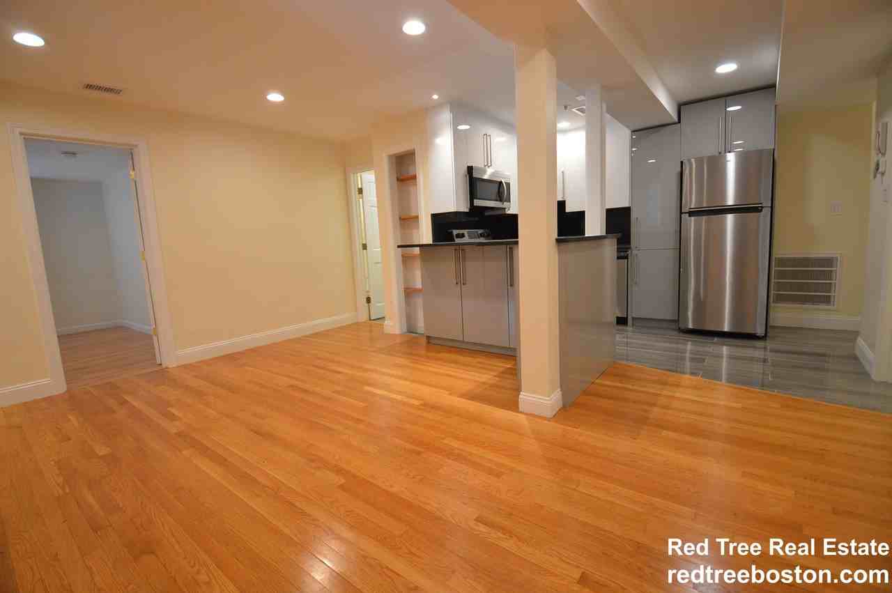 1801 Beacon St #2 - Photo 6 of 33