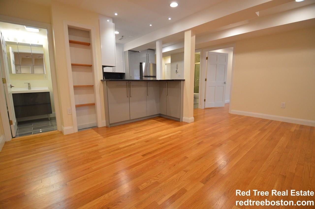 1801 Beacon St #2 - Photo 7 of 33