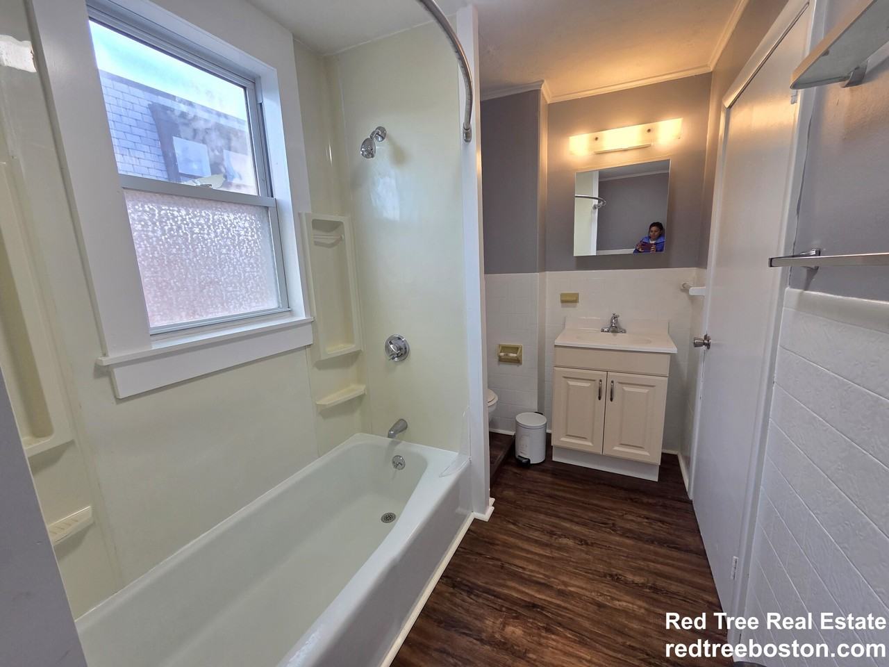 39 Orleans St #2 - Photo 7 of 13