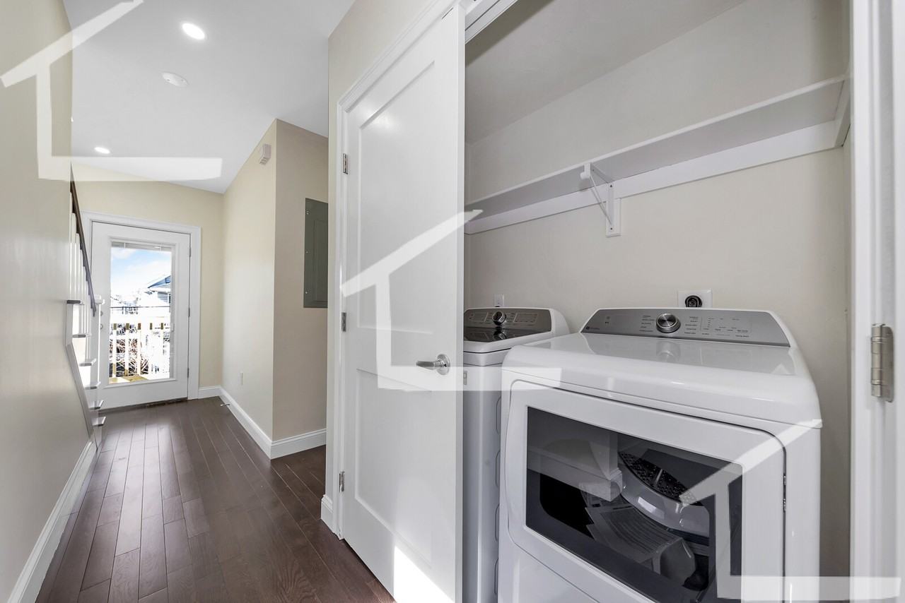 Wright Ave #2 - Photo 5 of 40