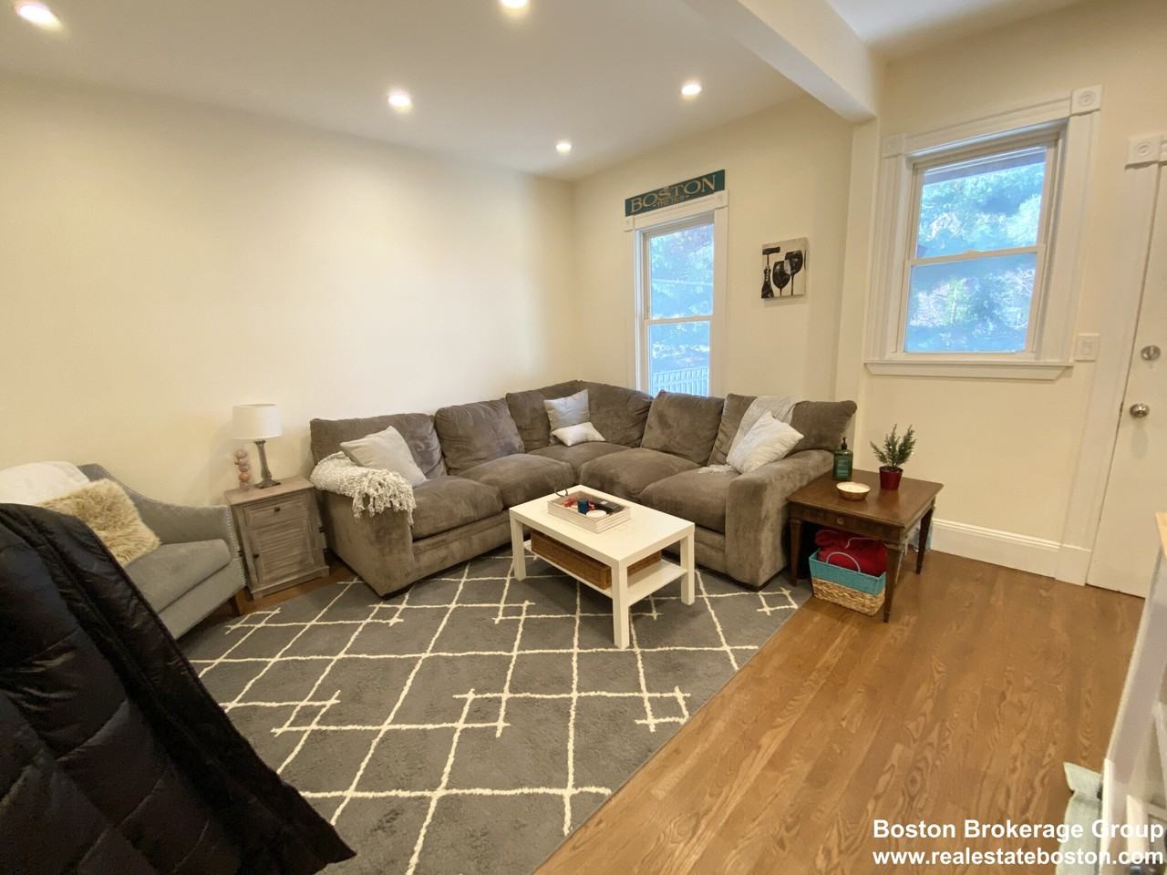 106 Buttonwood St #2 - Photo 4 of 12