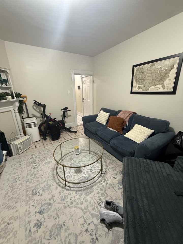 193 L St #1 - Photo 2 of 12