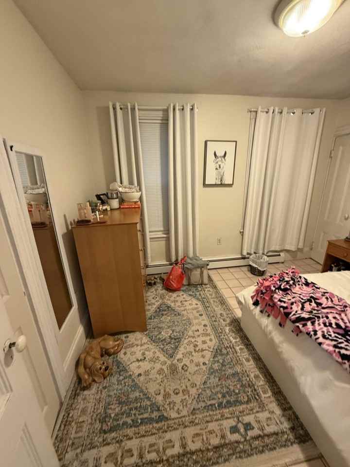 193 L St #1 - Photo 4 of 12