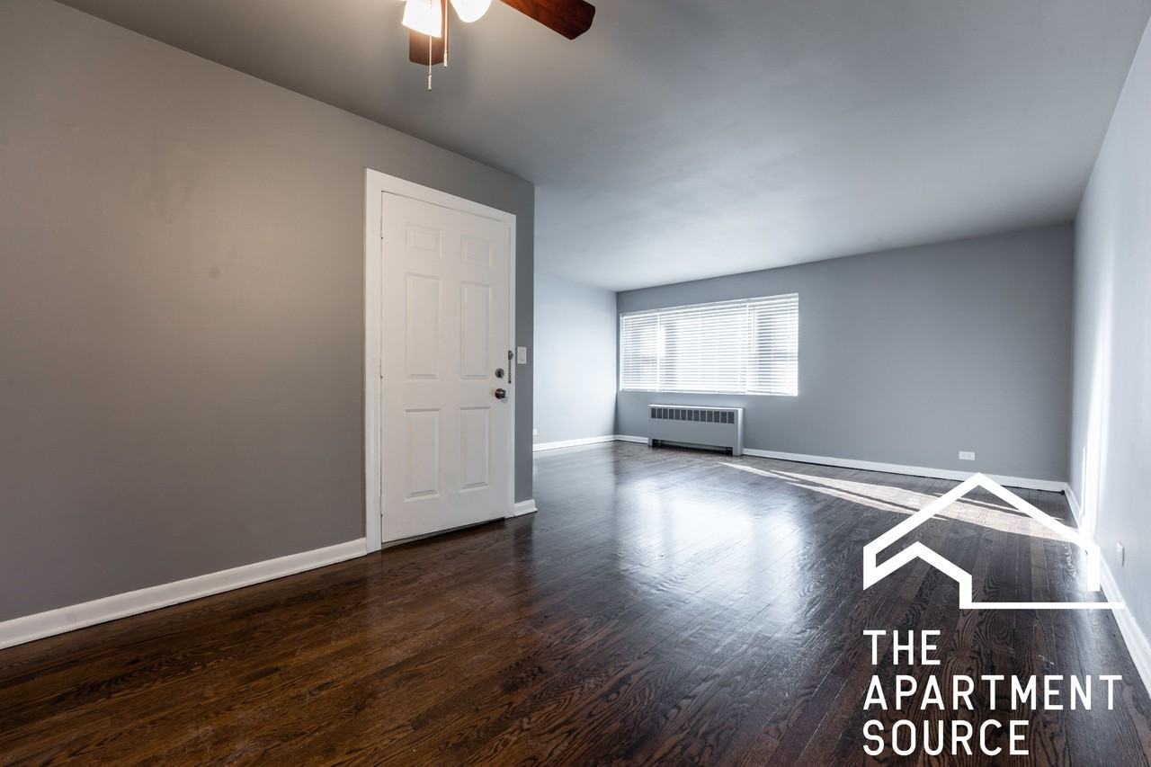 7427 N Winchester Ave #201 - Photo 7 of 15