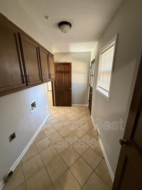 5790 Foxdale Rd - Photo 7 of 18