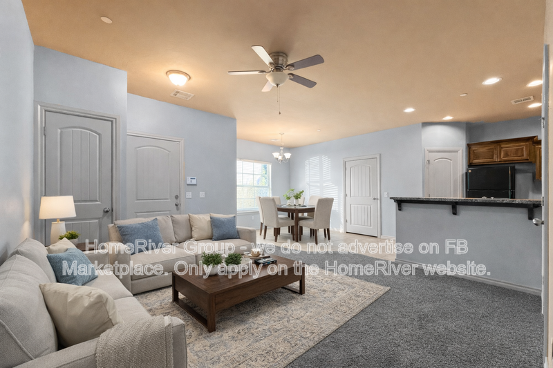 907 Sw 92nd St - Photo 3 of 26