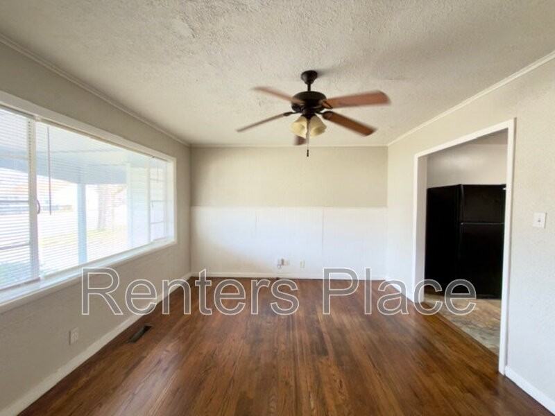 7212 E 4th Pl - Photo 2 of 12