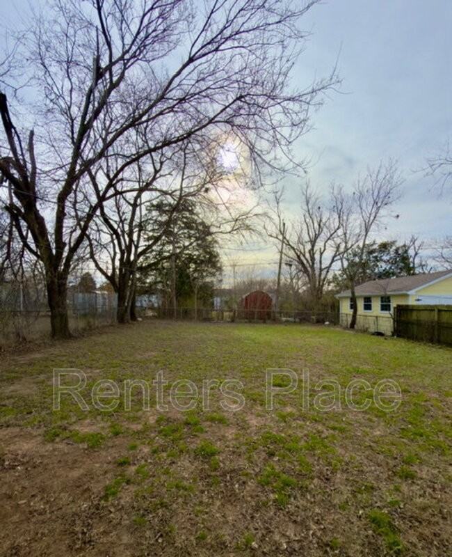 7212 E 4th Pl - Photo 6 of 12