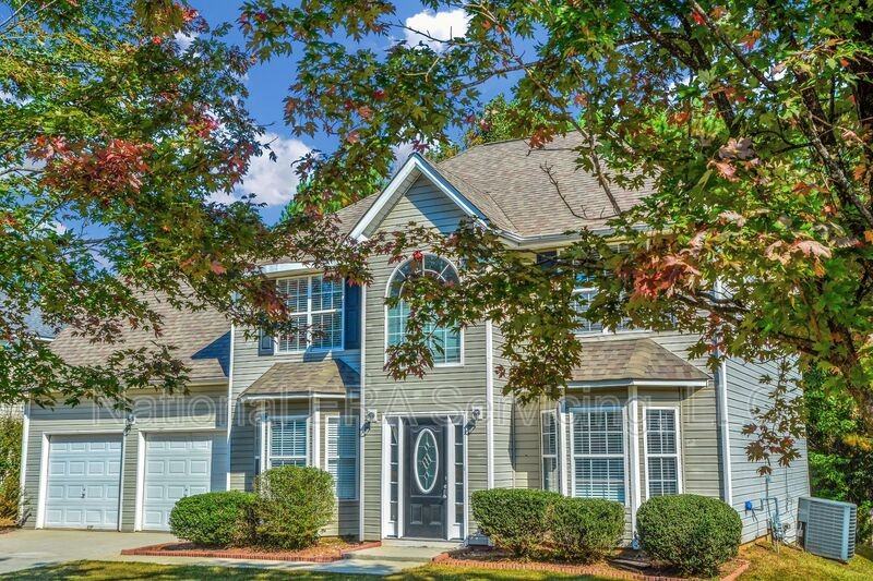 420 Harvick Cir - Photo 2 of 43