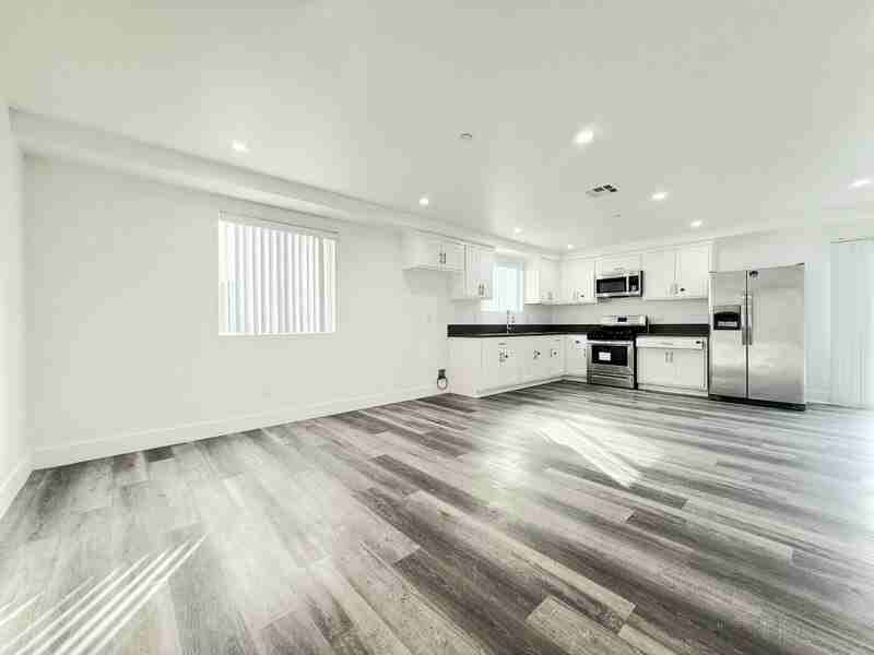 2853 Cincinnati St - Photo 3 of 20